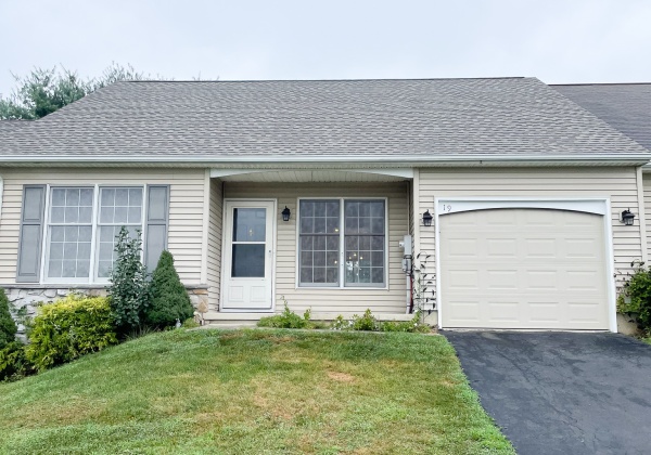 19 Bradford St, PA, ,1 BathroomBathrooms,Residential Rental,For Rent,Bradford St,1096
