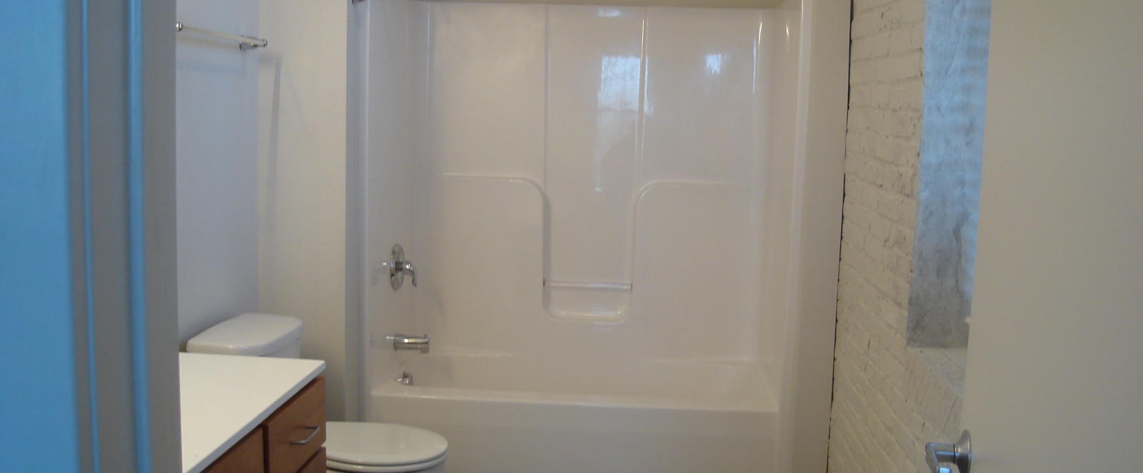 425 N Prince St, Lancaster, PA 17602, ,2 BathroomsBathrooms,Residential Rental,For Rent,Swisher,N Prince St,201,1035